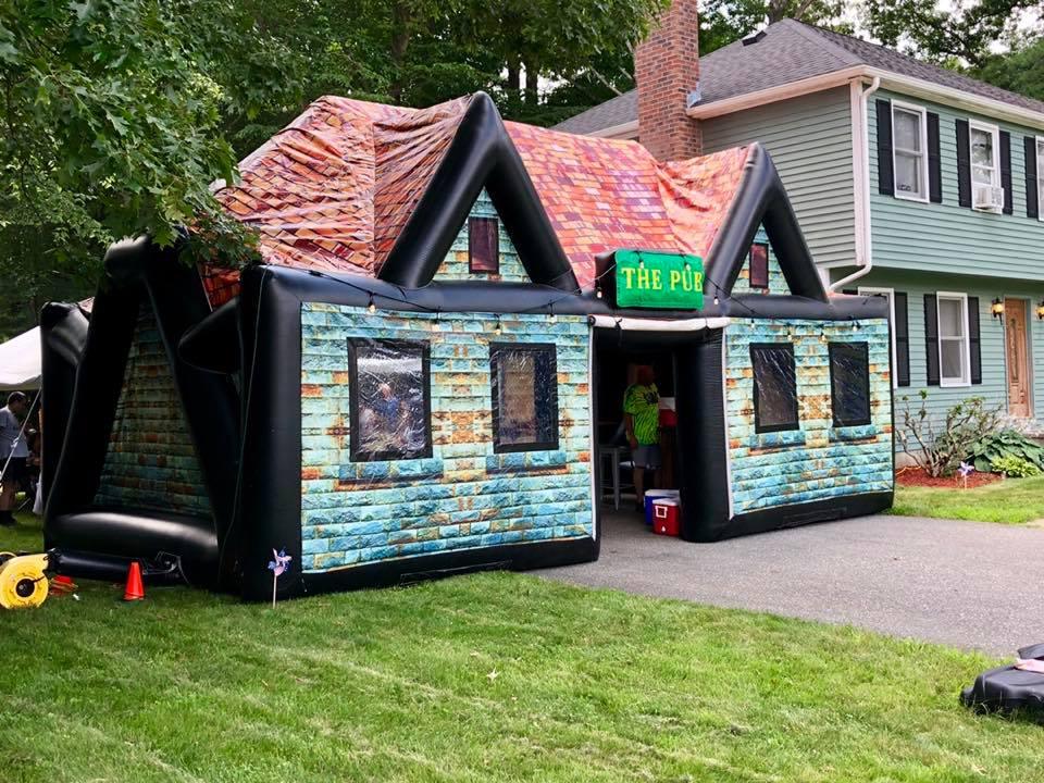 THE MINI MAC - Inflatable Pubs