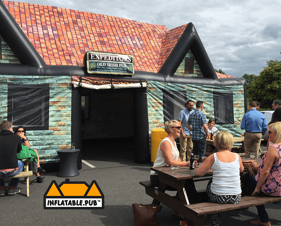 Inflatable Mac THE MINI MAC – Inflatable Pubs